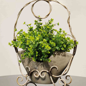 Stylish Wicker Planters for Indoor & Outdoor Spaces