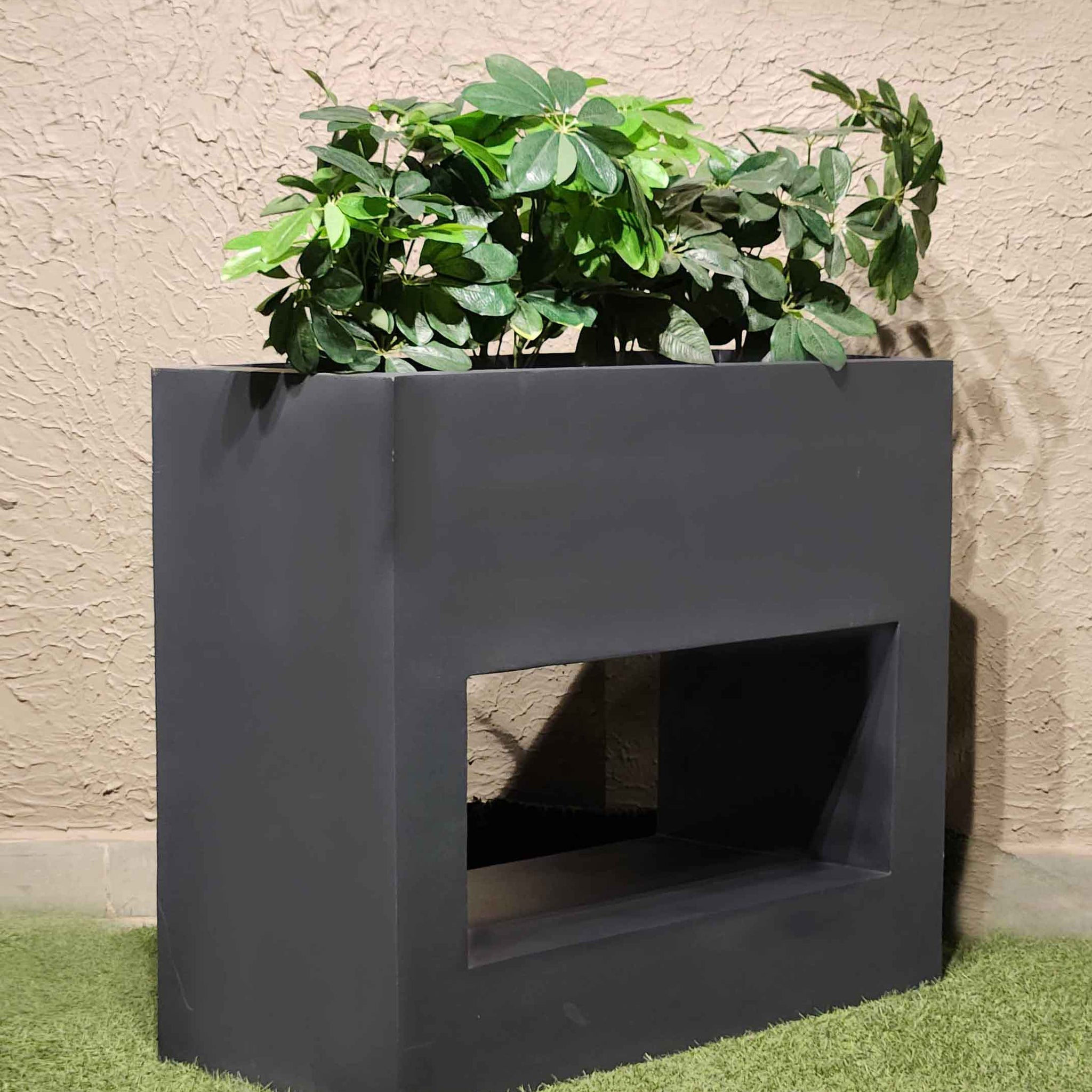 Modern Planters can be used as modern outdoor planters/modern indoor planters. By The Planters