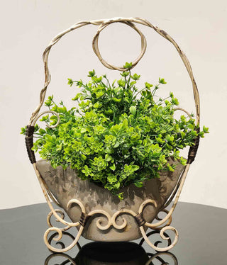 Stylish Wicker Planters for Indoor & Outdoor Spaces